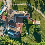 Nocleg ze śniadaniem Manoir Saint-vincent 3*