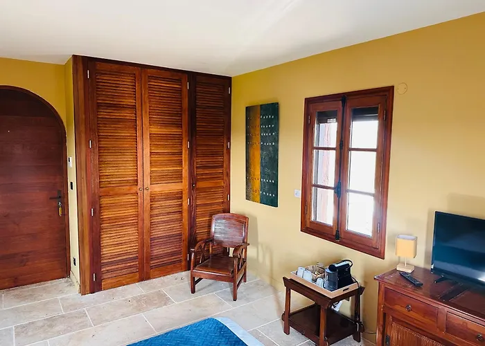 Couette-café Manoir Saint-vincent Cahuzac-sur-Vère