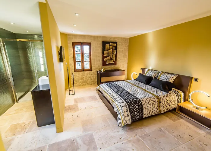 Manoir Saint-vincent Couette-café 3*