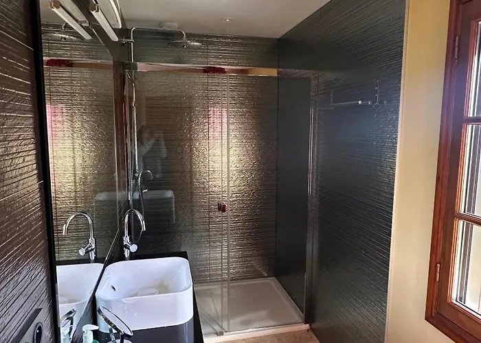 Couette-café Manoir Saint-vincent 3*