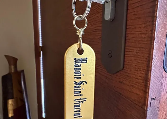 Manoir Saint-vincent Couette-café Cahuzac-sur-Vère